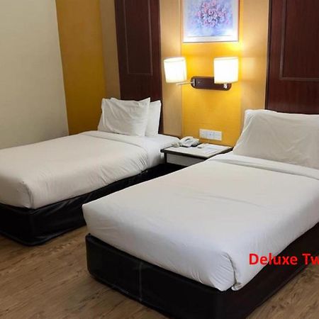 Palace Hotel Kuala Lumpur Bagian luar foto