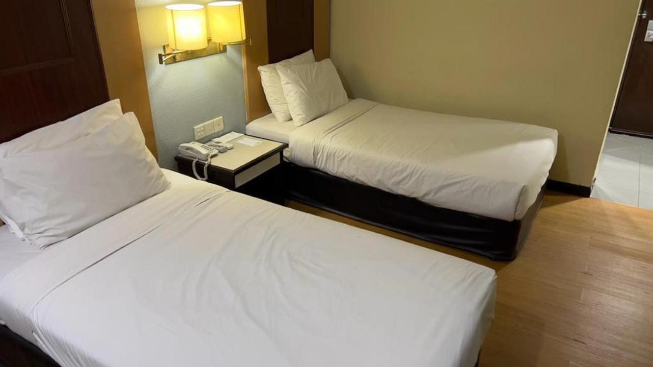 Palace Hotel Kuala Lumpur Bagian luar foto