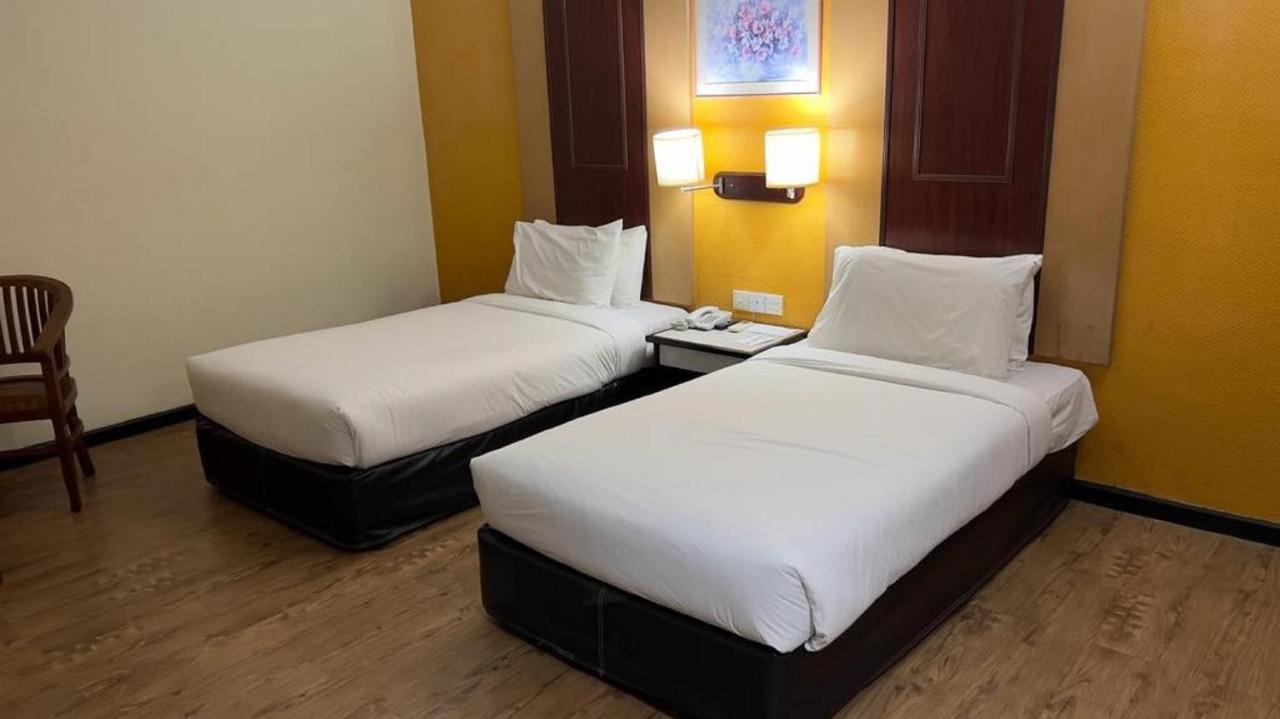 Palace Hotel Kuala Lumpur Bagian luar foto