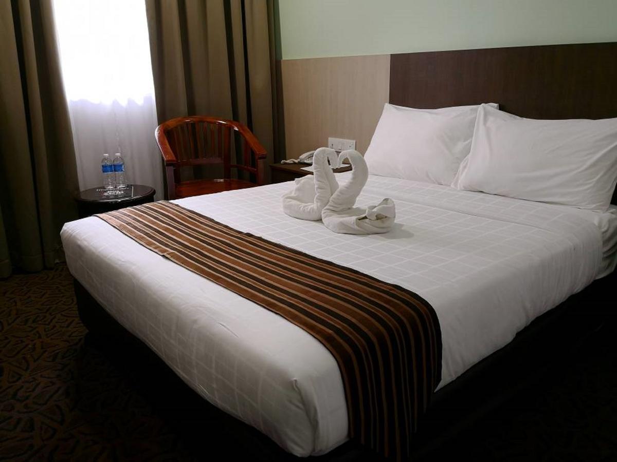 Palace Hotel Kuala Lumpur Bagian luar foto
