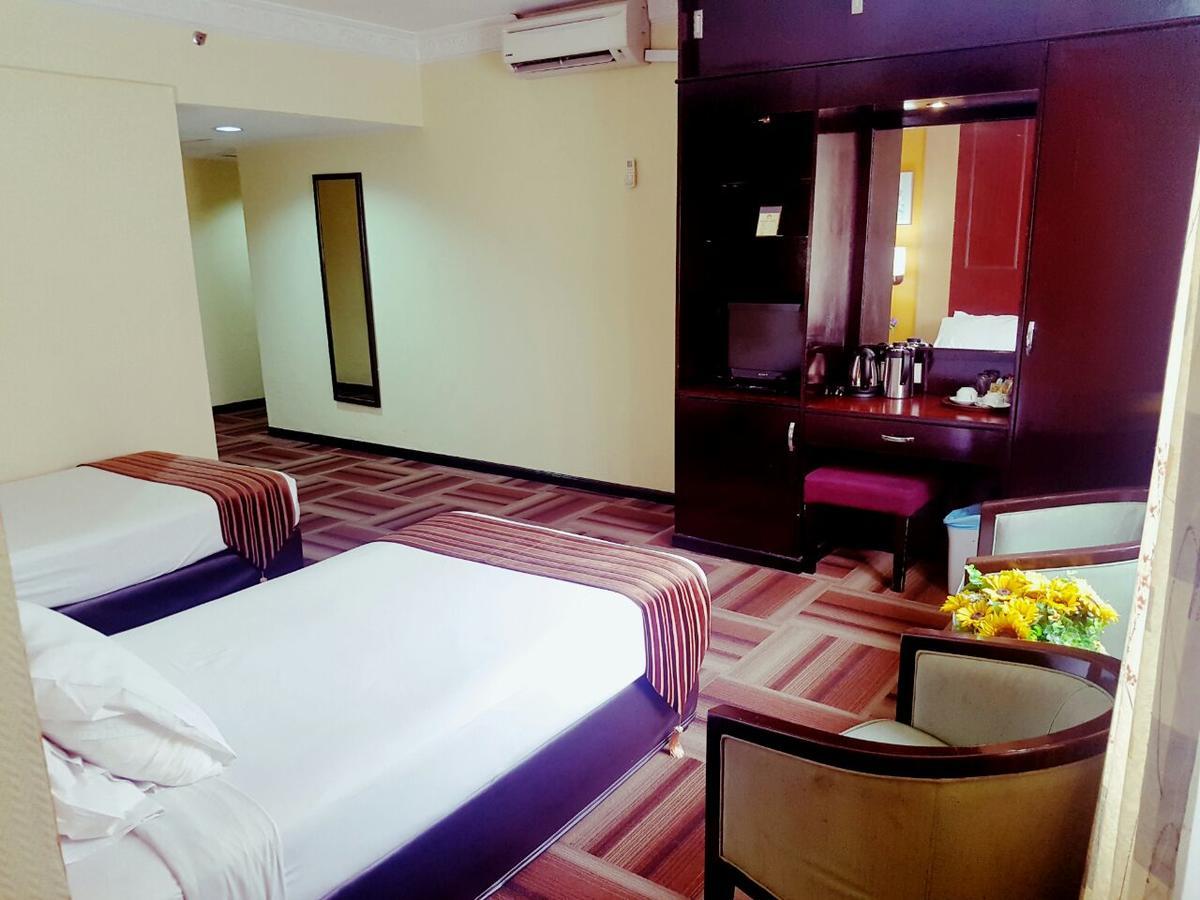 Palace Hotel Kuala Lumpur Bagian luar foto